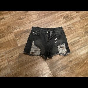 Black high rise frayed denim jean shorts Small